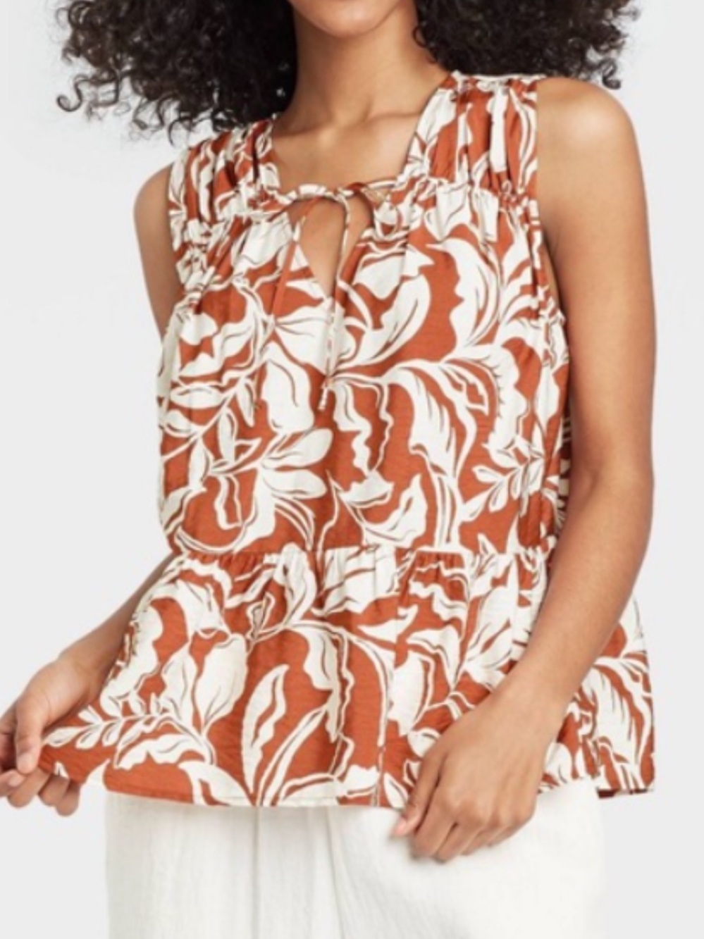 3 for $20 A NEW DAY Womens Rust & White Floral Tie Front V-Neck Sleeveless Top M